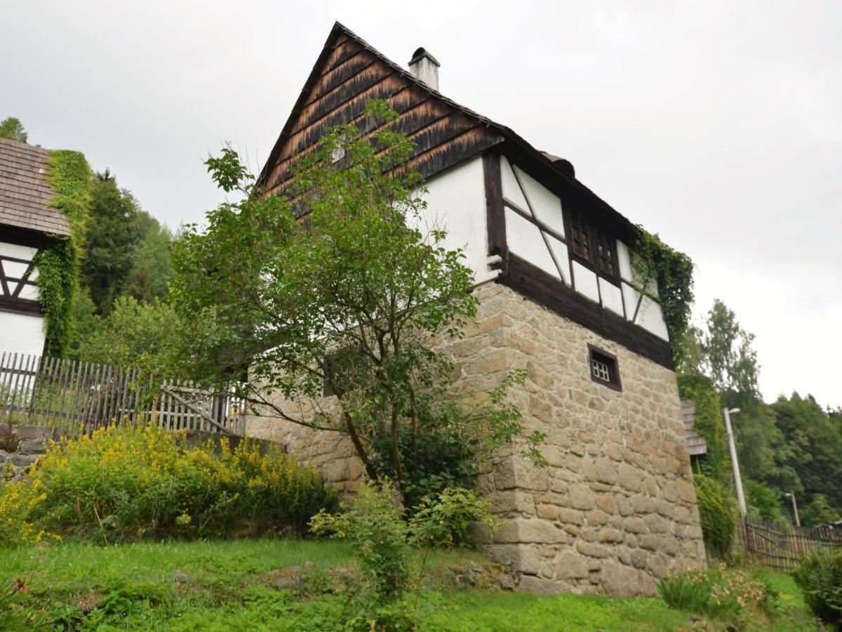 Holiday Home In Nejdek In West Bohemia With Garden Εξωτερικό φωτογραφία